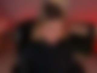 Live cam show with evebenson - Blonde Hair Petite on Camsoda