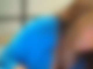 Live cam show with MiaMuffn - Black MILF on iamadamtest123.com