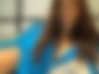 Live cam show with MiaMuffn - Thong on SquirtSoMuch