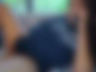 MiaMuffn's Live Sex Cam Show