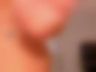 Live cam show with MollyJones - Full Nudity on SquirtSoMuch