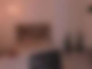 Live cam show with MollyJones - Flashing on makecum.org