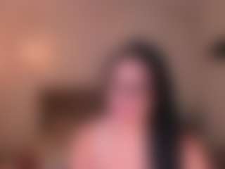 Live cam show with MollyJones - Camel Toe on LiveSexCams6