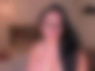 Live cam show with MollyJones - Camel Toe on eurowanks.com