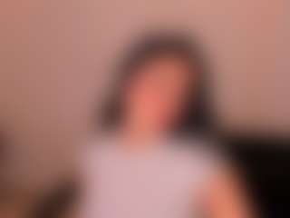 Live cam show with MollyJones - Latina on CamwithHer | colombia