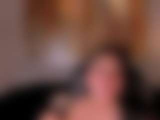 Live cam show with MollyJones - BBW on liverealitysex.com