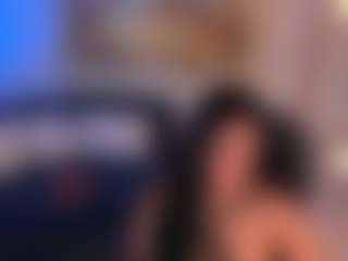 Live cam show with MollyJones - Camel Toe on Hubzter Live