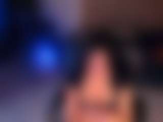 Live cam show with MollyJones - Blowjob on CamClone