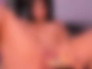Live cam show with MollyJones - Brown Hair on friskycurves.com