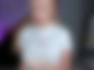 SQUIRTER DOLL's Live Sex Cam Show