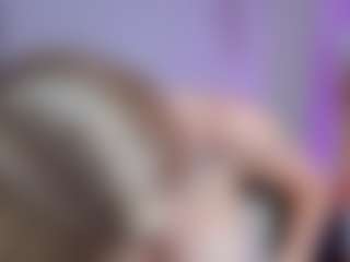 SQUIRTER DOLL's Live Sex Cam Show