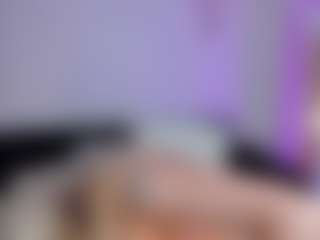 SQUIRTER DOLL's Live Sex Cam Show