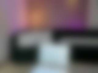 SQUIRTER DOLL's Live Sex Cam Show