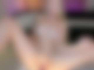 SQUIRTER DOLL's Live Sex Cam Show