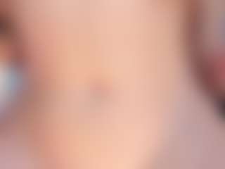 SQUIRTER DOLL's Live Sex Cam Show