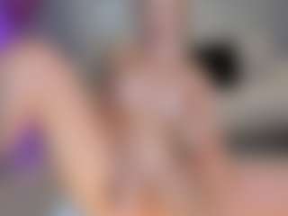 SQUIRTER DOLL's Live Sex Cam Show