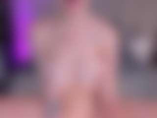 Live cam show with SQUIRTER DOLL - Toys on crypto-cams