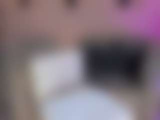 SQUIRTER DOLL's Live Sex Cam Show
