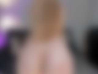 SQUIRTER DOLL's Live Sex Cam Show
