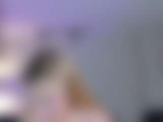 SQUIRTER DOLL's Live Sex Cam Show