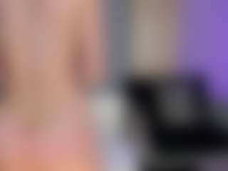 SQUIRTER DOLL's Live Sex Cam Show