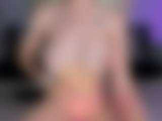Live cam show with SQUIRTER DOLL - Bedroom on TastyBlacksLive