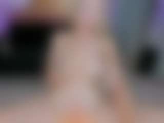 SQUIRTER DOLL's Live Sex Cam Show