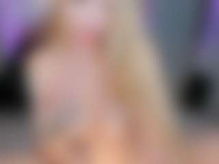 SQUIRTER DOLL's Live Sex Cam Show