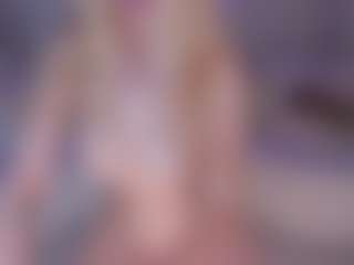 Live cam show with SQUIRTER DOLL - Bikini on UwU Esports