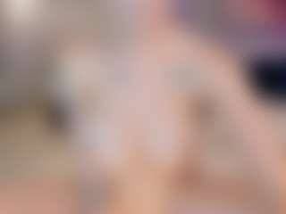SQUIRTER DOLL's Live Sex Cam Show