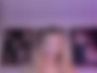 SQUIRTER DOLL's Live Sex Cam Show