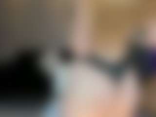 SQUIRTER DOLL's Live Sex Cam Show