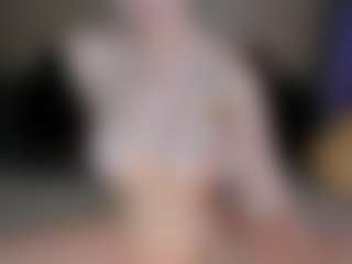 SQUIRTER DOLL's Live Sex Cam Show