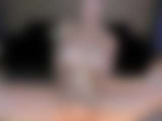 SQUIRTER DOLL's Live Sex Cam Show