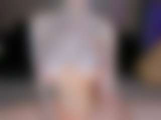 Live cam show with SQUIRTER DOLL - Squirt on xDating