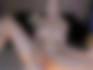 SQUIRTER DOLL's Live Sex Cam Show