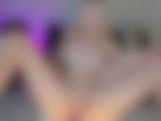 SQUIRTER DOLL's Live Sex Cam Show