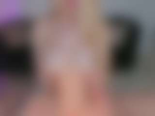 SQUIRTER DOLL's Live Sex Cam Show