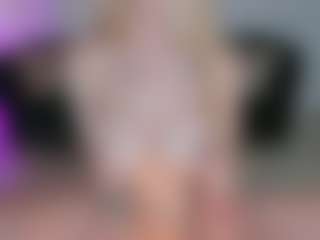 SQUIRTER DOLL's Live Sex Cam Show