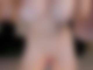 SQUIRTER DOLL's Live Sex Cam Show
