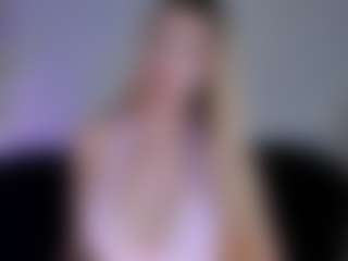 SQUIRTER DOLL's Live Sex Cam Show