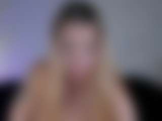 SQUIRTER DOLL's Live Sex Cam Show
