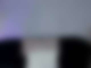 SQUIRTER DOLL's Live Sex Cam Show