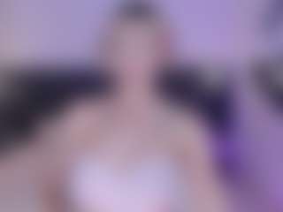 SQUIRTER DOLL's Live Sex Cam Show