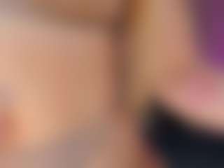 Live cam show with SQUIRTER DOLL - Cum In Pussy on Strip Flash - Live Sex Shows