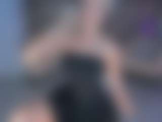 SQUIRTER DOLL's Live Sex Cam Show