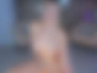 SQUIRTER DOLL's Live Sex Cam Show