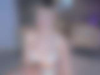 SQUIRTER DOLL's Live Sex Cam Show