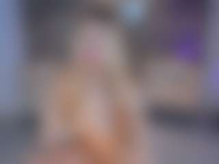 Live cam show with SQUIRTER DOLL - Blonde Hair on Camsoda
