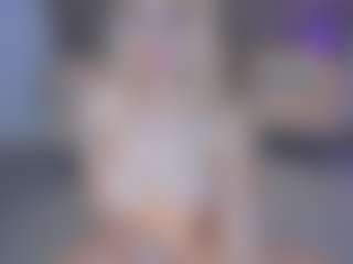 SQUIRTER DOLL's Live Sex Cam Show